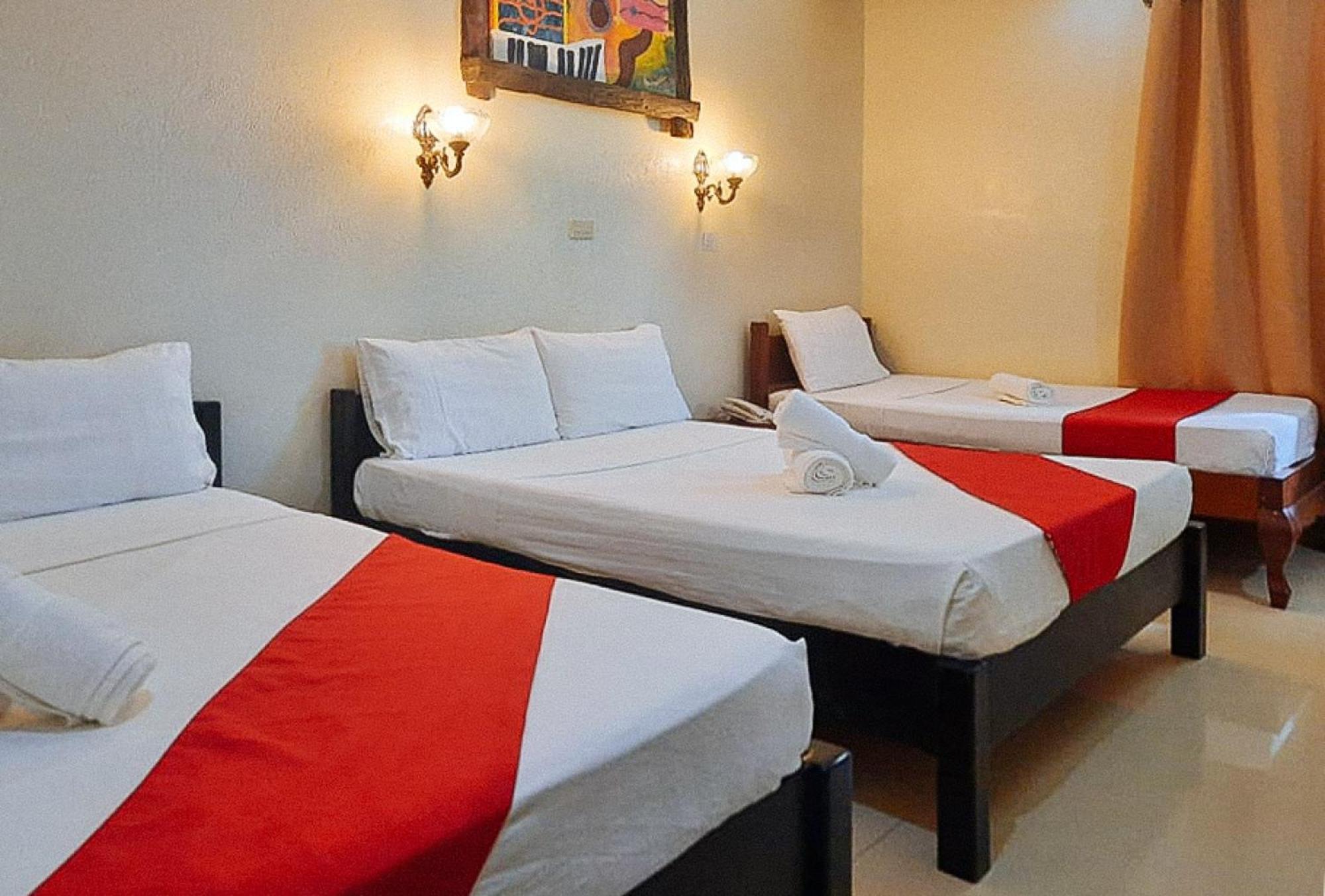 Reddoorz At New Casamila Hotel Palawan بويرتو برينسيسا المظهر الخارجي الصورة